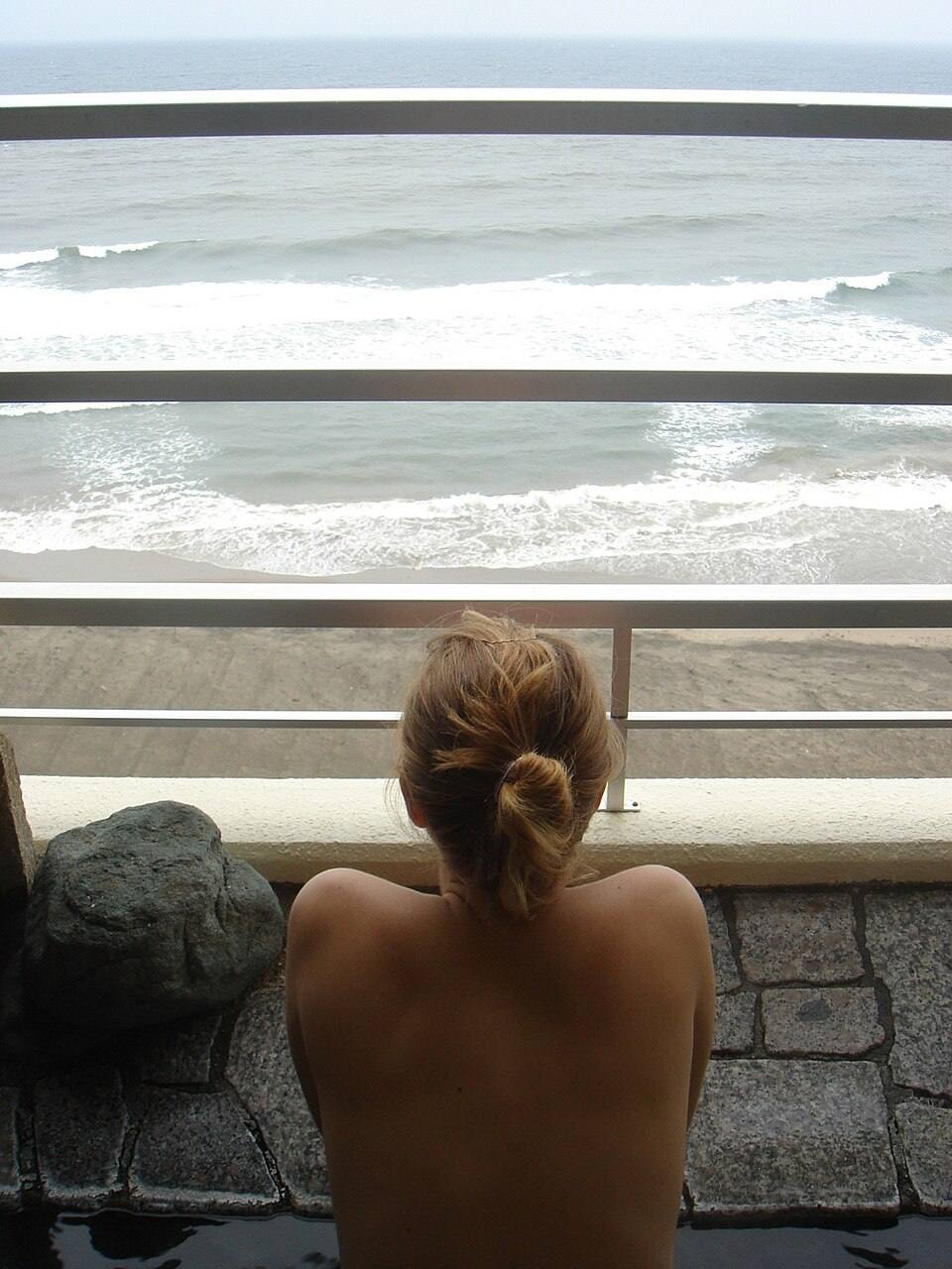 Private Onsen (Kashikiri Buro) in Hokkaido Japan