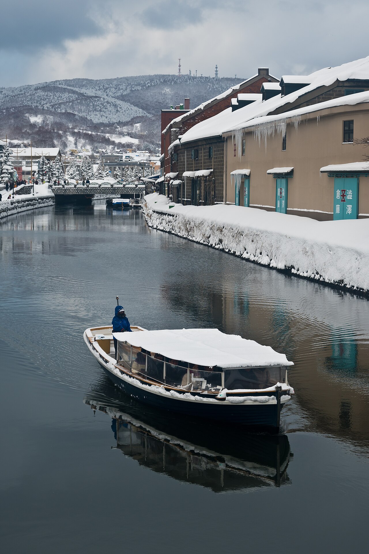 Otaru Canal snow