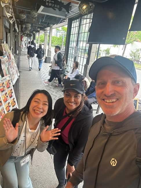Authentic Sapporo: Nijo Market Seafood Lunch & History Tour - Arriving at Nijo Market by 12:20