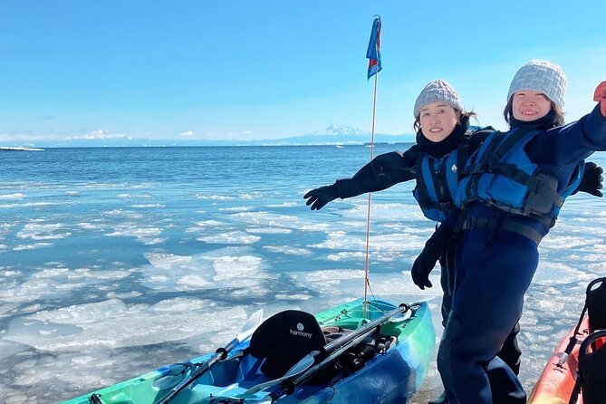 Drift-ice kayaking & steamed and grilled seafood on Okhotsk Sea - Getting ready at Connectrip by Lake Abashiri