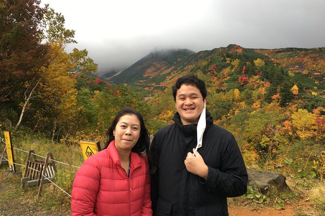 Furano & Biei 4 hour Tour: English Speaking Driver only, No Guide - Shirogane Blue Pond in Biei