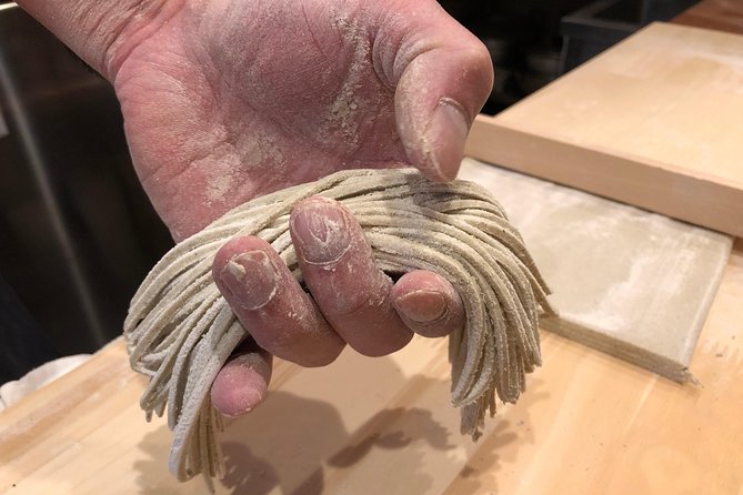 Gluten-free only.Soba making experience plan! - Eating soba with dashi sauce and sobayu