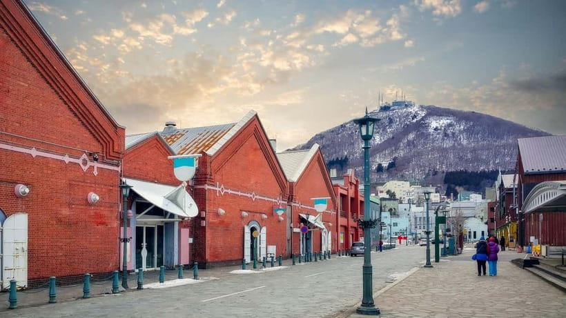 Hakodate Highlights Shore Excursion (5h) for Cruise Guests - Motomachi and Hachiman Zaka, Hakodate’s most atmospheric walk