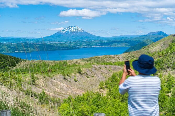 Hike Mt. Usu and visit Lake Toya Day Tour - Key points to know before you book