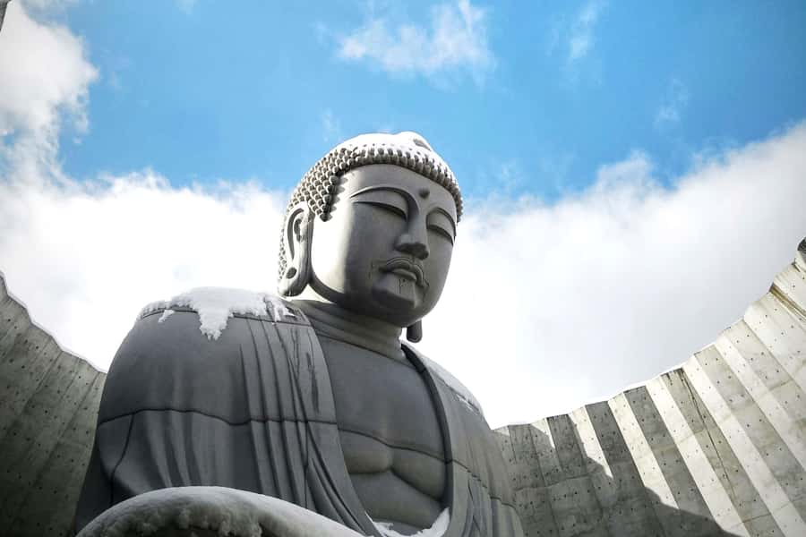Hokkaido Sapporo :Hill of Buddha, Beer Museum & Fish Market - Sapporo Beer Museum and Japan’s brewing story