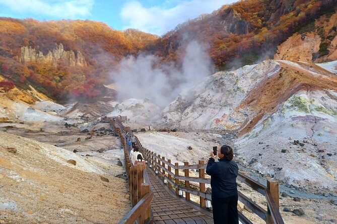 Lake Toya and Noboribatsu Hell Valley Private Day Trip - The private guide makes the long day easier