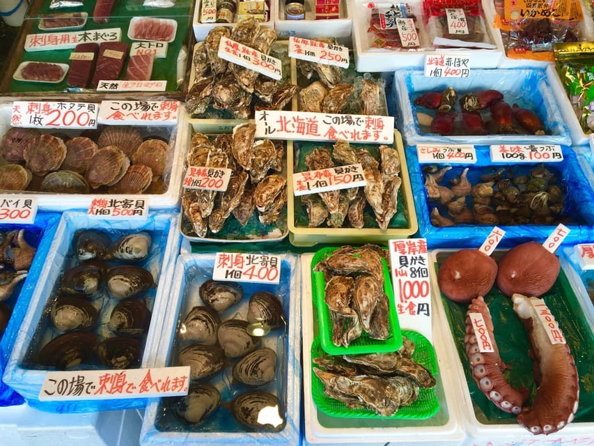 One day Private Sapporo Highlights Tour - Shiroi Koibito Park and the story behind the sweets