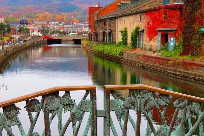 Otaru 4hr Private Trip with Government-Licensed Guide - Exploring Otaru Art Base for about an hour