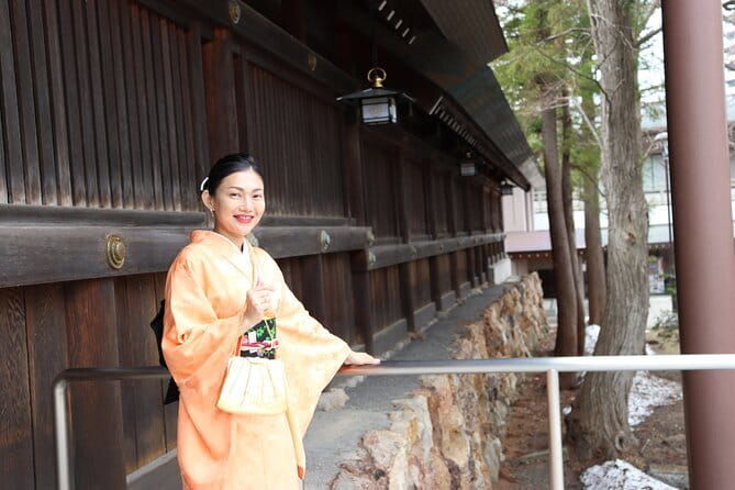 Private Kimono Styling with Memory Photos by a Bridal Stylist - Key points at a glance