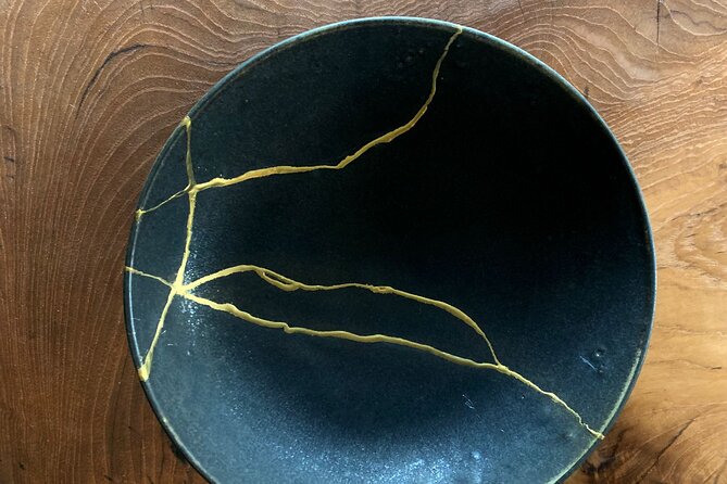Private Wheel Pottery Experience with One Drink - A short, hands-on introduction to pottery in Otaru