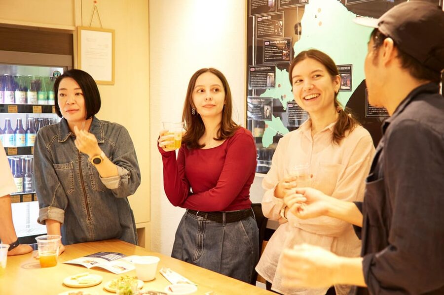 Sapporo: Nightlife Bar Hopping Tour with Local Guide - Susukino and Tanuki-koji after dark