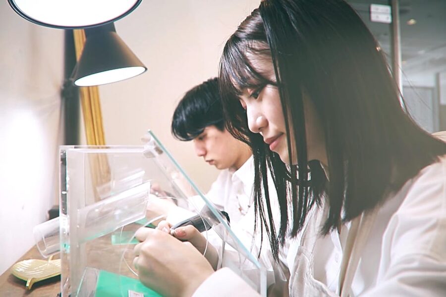 Silver Ring Workshop - Smith at Keio Plaza Sapporo - Choosing an engraving with a Sapporo connection
