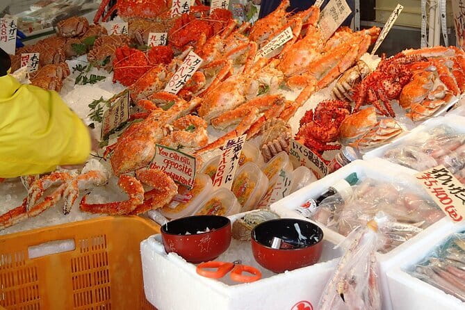 Tour in Sapporo Shrine, Fish Market and Shiroi Koibito Park - Should you book this Sapporo tour?